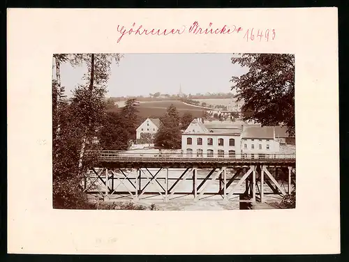 Fotografie Brück & Sohn Meissen, Ansicht Göhren / Wechselburg, Göhrener Brücke und Fabrikgebäude