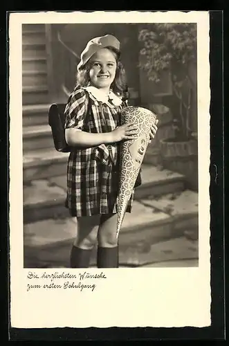 AK Glückwünsche zum ersten Schulgang, Mädchen mit Schultüte