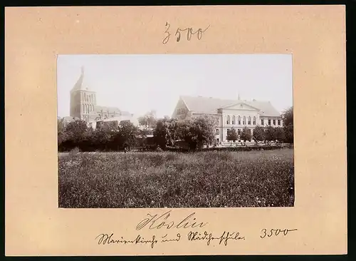 Fotografie Brück & Sohn Meissen, Ansicht Köslin, Blick auf die Mädchenschule und Marienkirche