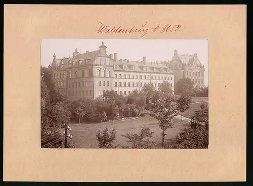 Fotografie Brück & Sohn Meissen, Ansicht Waldenburg i. Sa., Blick auf das Seminar
