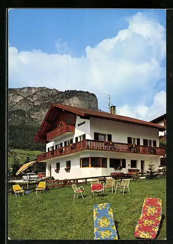 AK Wolkenstein /Gröden, Garni Franca - Gartenansicht