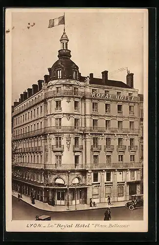 AK Lyon, Le Royal Hotel à Place Bellecour