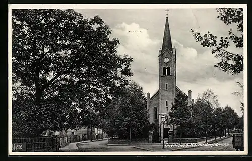 AK Glienicke b. Hermsdorf, Strassenpartie mit Kirche