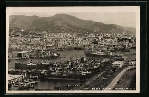 AK Genova, Panorama dal mare