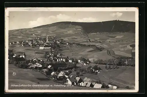 AK Oberwiesenthal, Teilansicht mit Fichtelberg