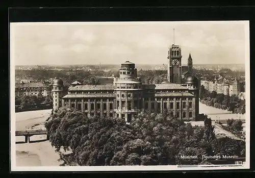 AK München, Deutsches Museum von oben