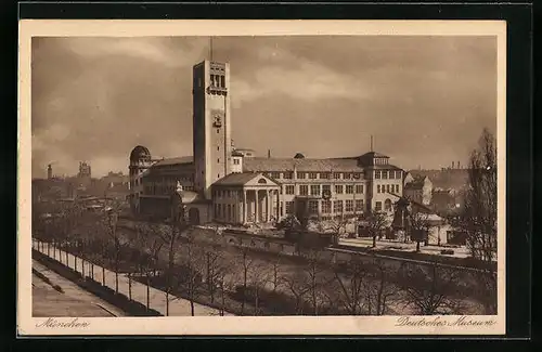 AK München, Deutsches Museum mit Isarpromenade