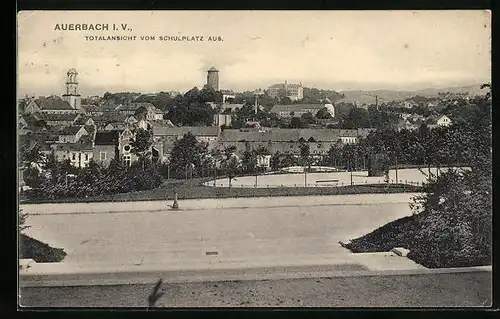 AK Auerbach i. V., Totalansicht vom Schulplatz aus