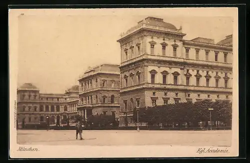 AK München, Vor der Kgl. Akademie