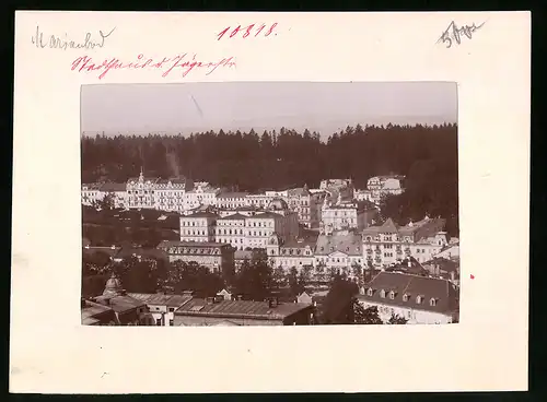 Fotografie Brück & Sohn Meissen, Ansicht Marienbad, Blick auf das Stadthaus und Jägerstrasse