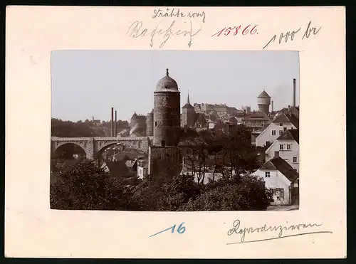 Fotografie Brück & Sohn Meissen, Ansicht Bautzen, Blick auf die Stadt mit Kronprinzenbrücke und Neutor