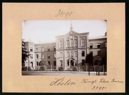 Fotografie Brück & Sohn Meissen, Ansicht Köslin, Strasse am Lehrer-Seminar