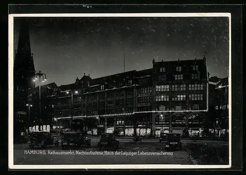 AK Hamburg, Rathausmarkt bei Nacht, Haus der Leipziger Lebensversicherung