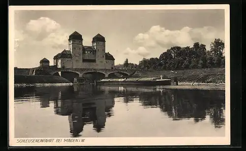 AK Minden i. W., Schleuseneinfahrt aus der Ferne