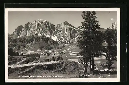 AK Colfosco, Ortsansicht mit Sass Ciampatsch