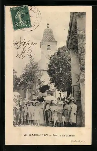 AK Arc-les-Gray, Sortie de Messe