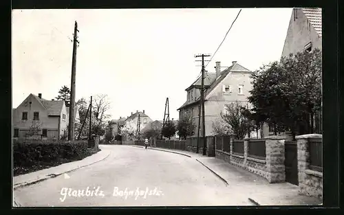 AK Glaubitz, Radfahrer in der Bahnhofstrasse