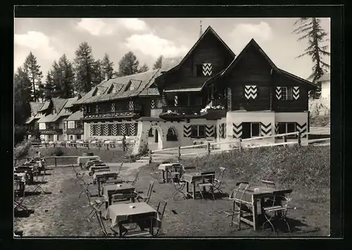 AK Meran, Hotel Vigil Joch - Gartenansicht
