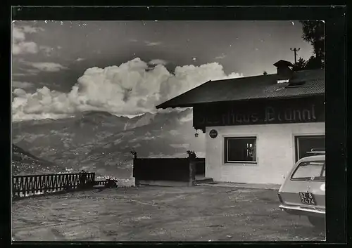 AK Partschins-Quadrat, Gasthaus Brünnl mit Blick auf Ort
