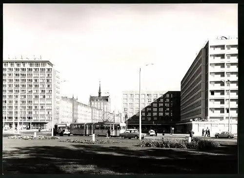 20 Fotografien Ansicht Schwerin, Städte der DDR, Rostock, Jena, Quedlinburg, PGH Film und Bild Berlin, Fotos Hoffmann