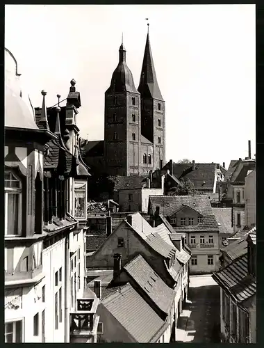 20 Fotografien Ansicht Schwerin, Städte der DDR, Rostock, Jena, Quedlinburg, PGH Film und Bild Berlin, Fotos Hoffmann