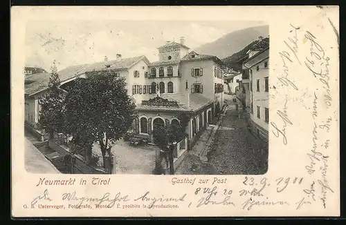 AK Neumarkt i. T., Strassenpartie mit Gasthof zur Post