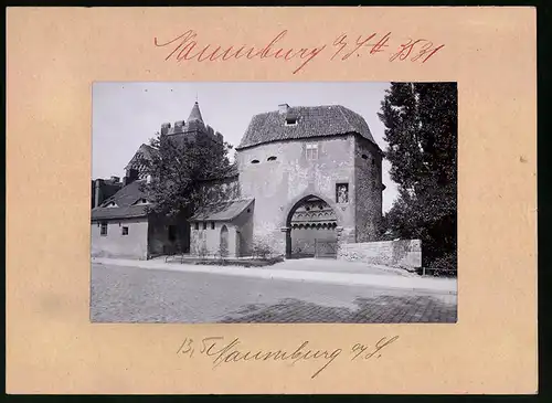 Fotografie Brück & Sohn Meissen, Ansicht Naumburg a. S., Blick auf das Marientor
