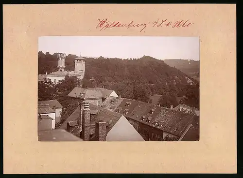 Fotografie Brück & Sohn Meissen, Ansicht Waldenburg i. Sa., Blick über die Dächer auf das Schloss und Rotenberg