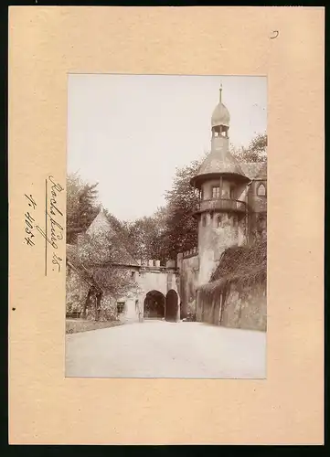 Fotografie Brück & Sohn Meissen, Ansicht Rochsburg, Partie am Eingang zum Schloss