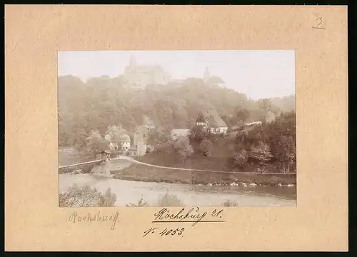 Fotografie Brück & Sohn Meissen, Ansicht Rochsburg, Blick über die Mulde nach dem Schloss Rochsburg