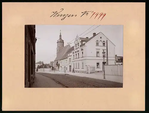 Fotografie Brück & Sohn Meissen, Ansicht Wurzen, Dresdner Strasse mit Wohnhaus & Kirchturm