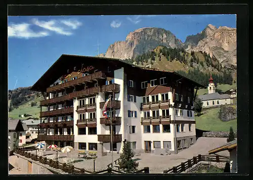 AK Colfosco in Badia, Hotel Gran Ciasa aus der Vogelschau