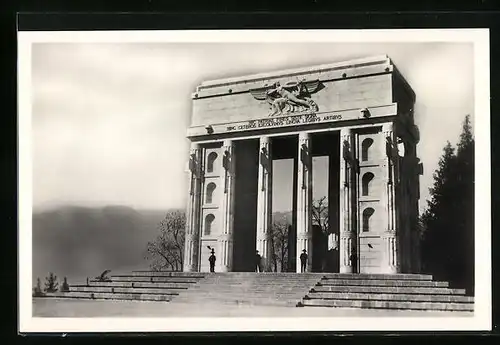 AK Bolzano, Monumento alla Vittoria