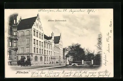 AK München, Höhere Töchterschule mit Litfasssäule