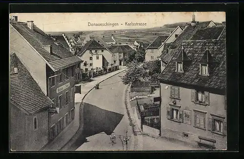 AK Donaueschingen, Karlsstrasse mit Gasthaus