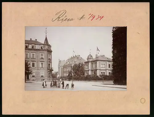 Fotografie Brück & Sohn Meissen, Ansicht Riesa, Albertstrasse mit Amtsgericht