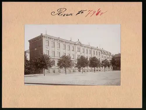 Fotografie Brück & Sohn Meissen, Ansicht Riesa, Mädchenschule, Schule, Schulhaus