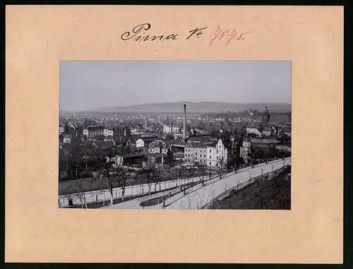 Fotografie Brück & Sohn Meissen, Ansicht Pirna A. Elbe, Teilansicht der Stadt mit Kirche