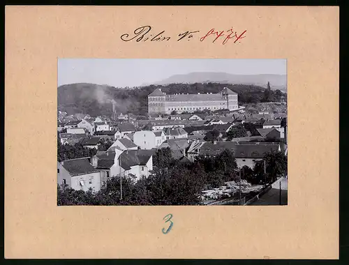 Fotografie Brück & Sohn Meissen, Ansicht Bilin, Blick über den Ort mit dem Schloss