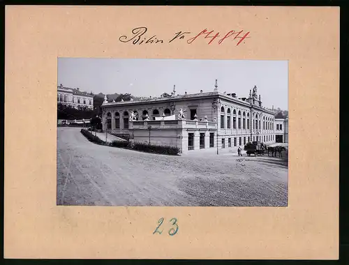 Fotografie Brück & Sohn Meissen, Ansicht Bilin, Blick auf das Versandhaus Sauerbrunn