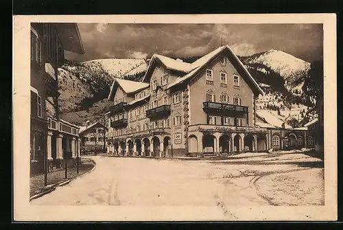 AK Oberammergau /Bayr. Hochgeb., Kurhaus und Hotel Wittelsbach im Schnee