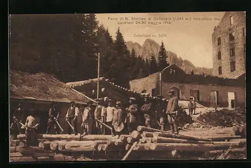 AK S. Martino di Castrozza, Parte di S. Martino di Castrozza incendiato dagli austriaci 1915, Colbricon, Brand