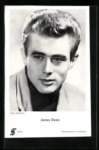 AK Schauspieler James Dean mit Blick in die Kamera