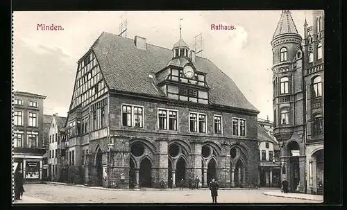 AK Minden i. W., vor dem Rathaus