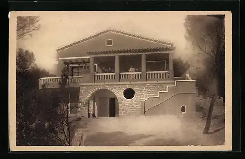 AK Cassis, Le Doux Nid