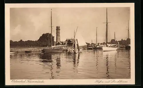 AK Travemünde, Hafen und Leuchtturm an der Ostsee