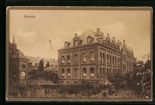 AK Arenberg, Mutterhaus und Pensionat der Dominikanerinnen, Noviziat