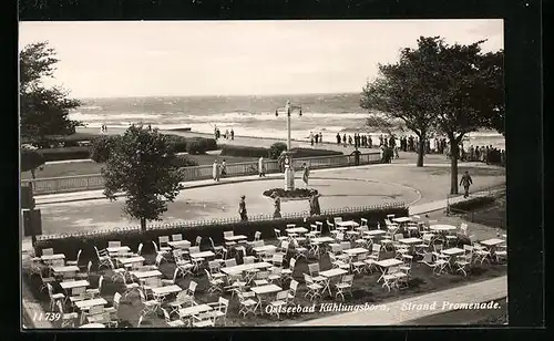 AK Kühlungsborn a. Ostsee, Gäste auf der Strand Promenade, Blick auf die Ostsee