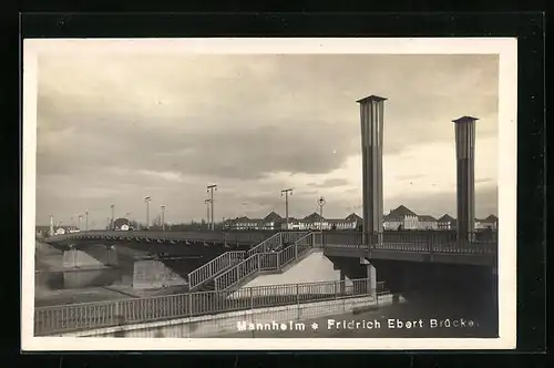 AK Mannheim, an der Friedrich Ebert Brücke