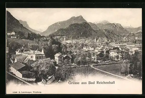 AK Bad Reichenhall, Totalansicht der Stadt mit den Bergen
